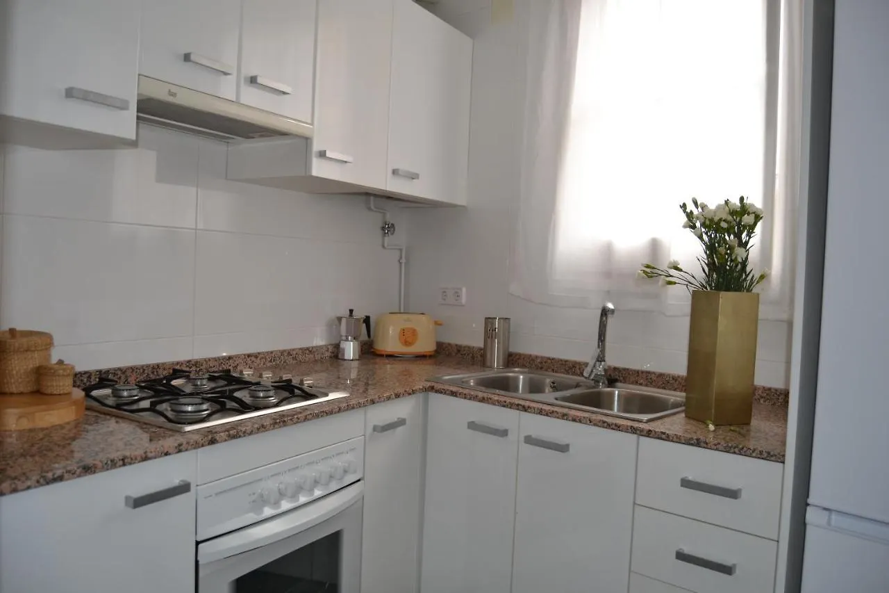 Santa Rosa, Balcon De Barcelona Διαμέρισμα Esplugues de Llobregat 0*,